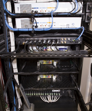 av installation near syracuse ny backrack with cords